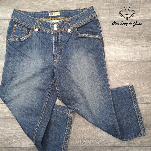 Faded Glory Missy Cropped Jeans Size 12 - Picture 1 of 6